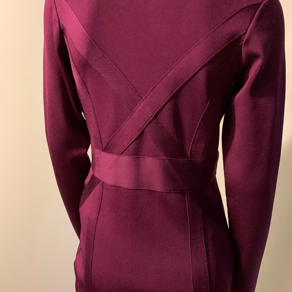 Gorgeous Guess Wine Body Con Dress - Picture 3 of 4